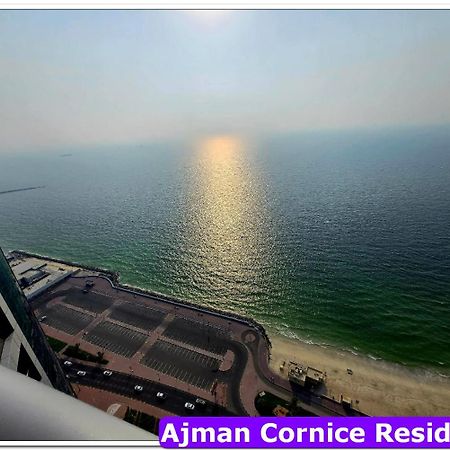 Skyline High Beach 2 Bedroom Apartment Adzsmán Kültér fotó